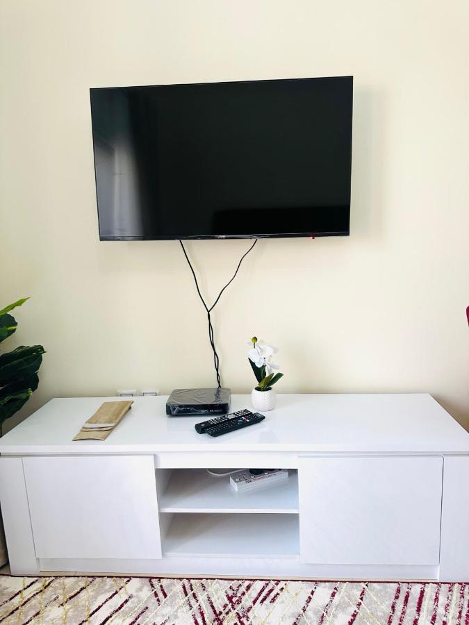 Apartment Luxurious Living In Jumeirah Village Circle, *